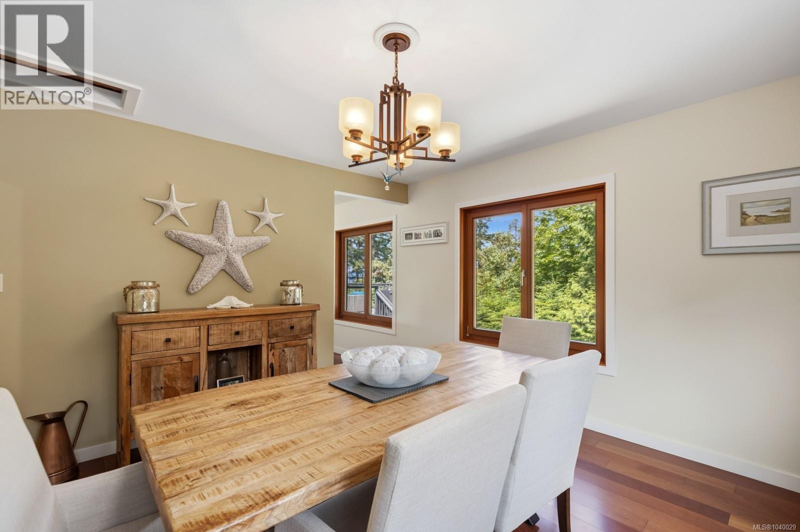 












10075 Daniel St

,
Chemainus,




British Columbia
V0R1K1

