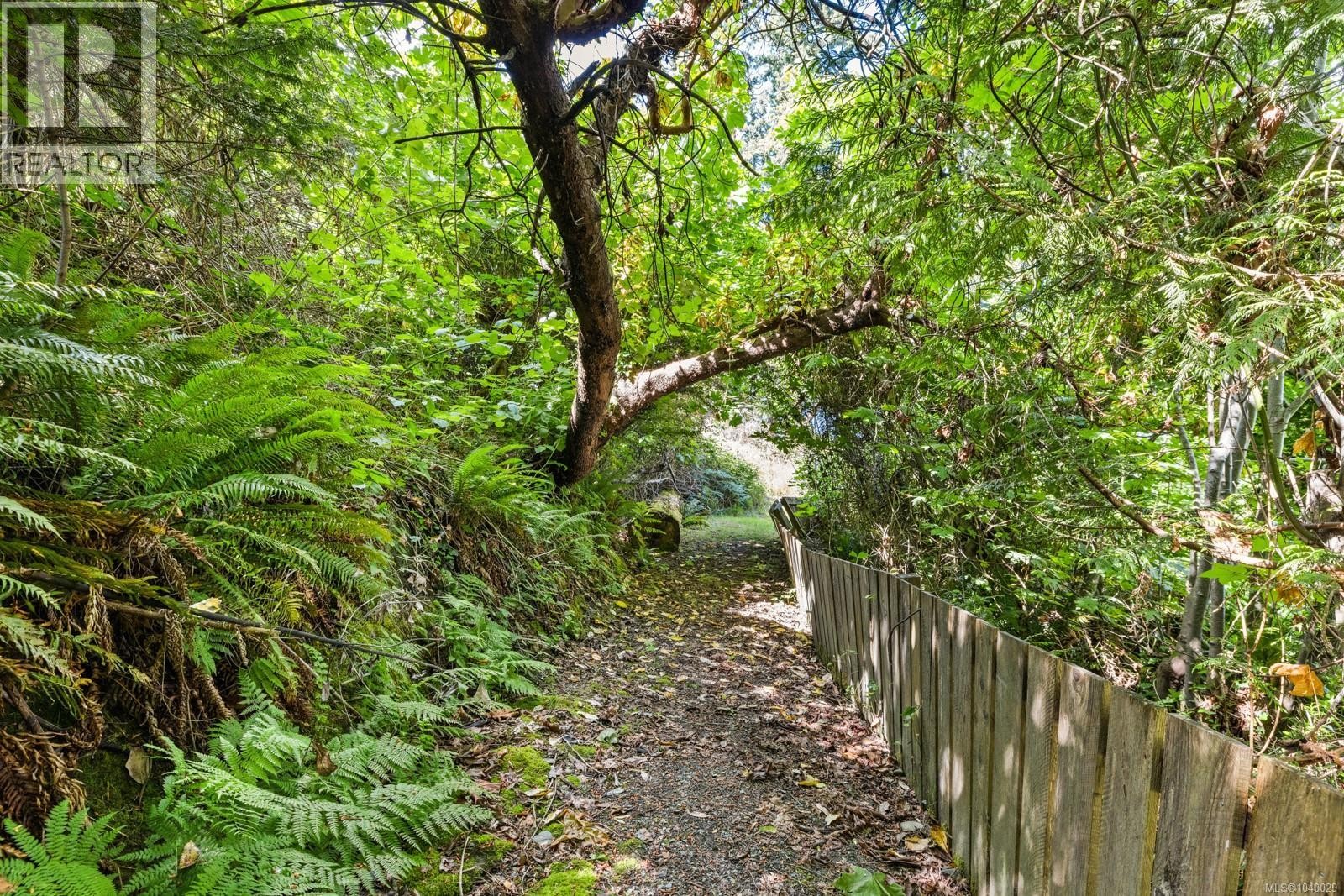 












10075 Daniel St

,
Chemainus,




British Columbia
V0R1K1

