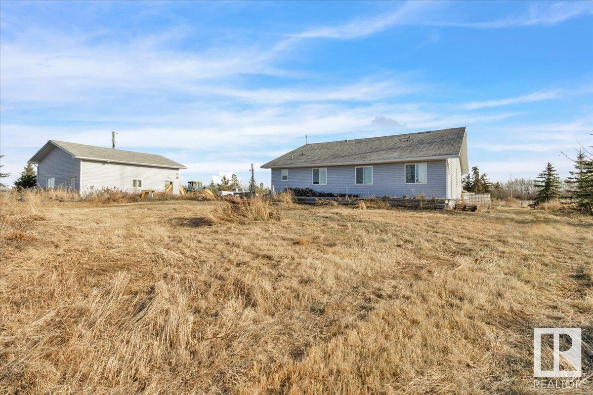 












57510 RGE RD 222

,
Rural Sturgeon County,




Alberta
T0A2W0

