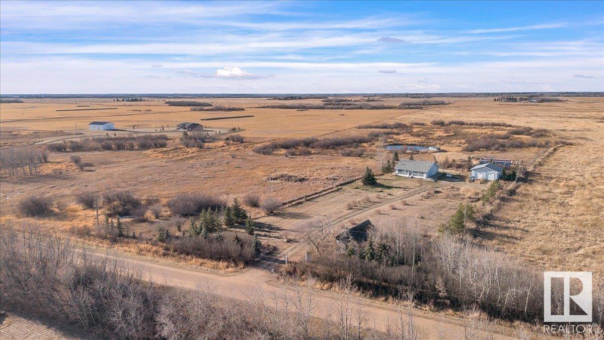 












57510 RGE RD 222

,
Rural Sturgeon County,




Alberta
T0A2W0

