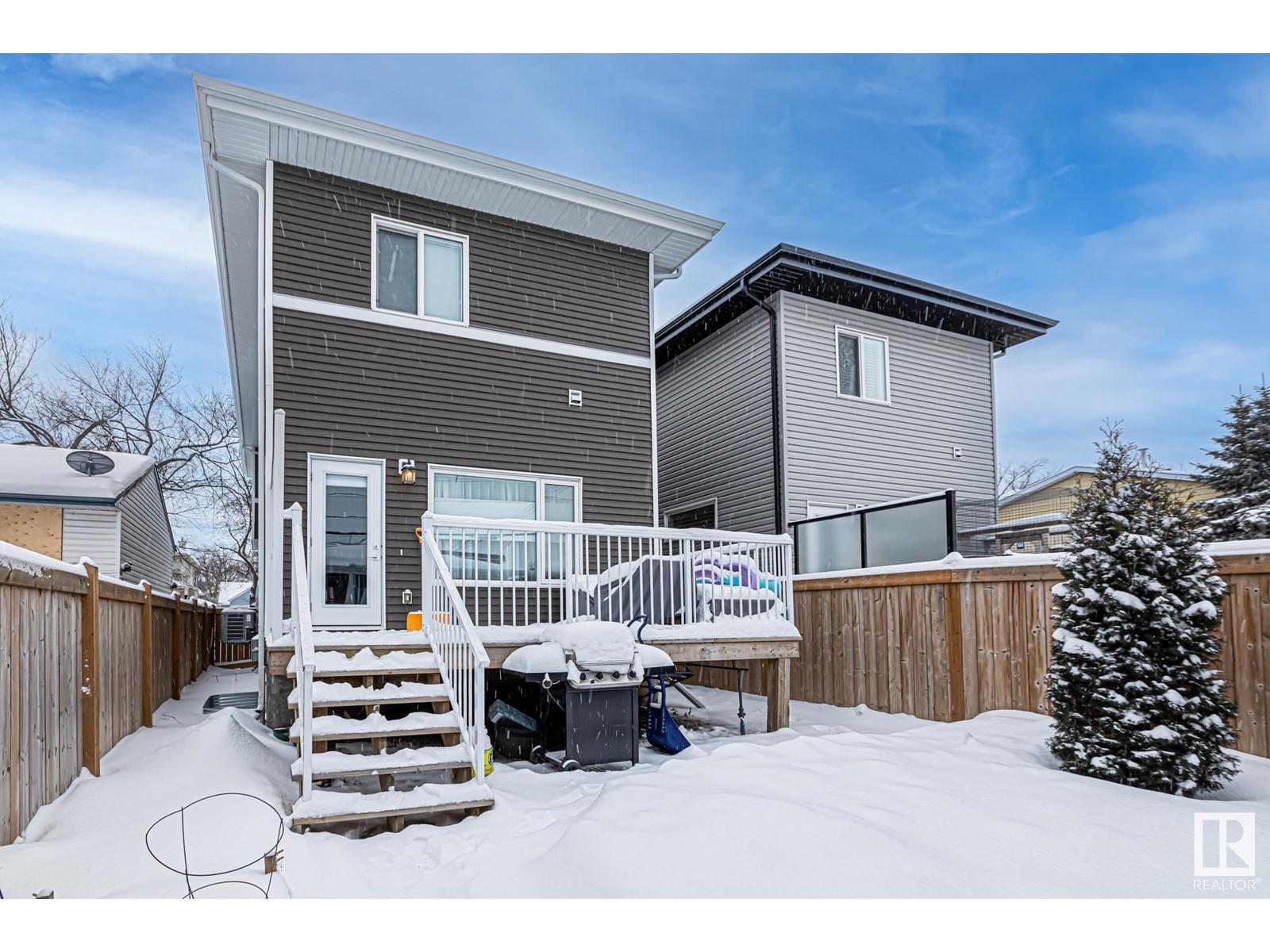 












8534 81 AV NW

,
Edmonton,




Alberta
T6C0W4

