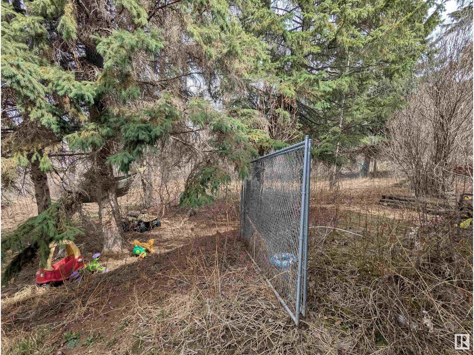 












#2 52414 RGE ROAD 20

,
Rural Parkland County,




Alberta
T0E0H0


