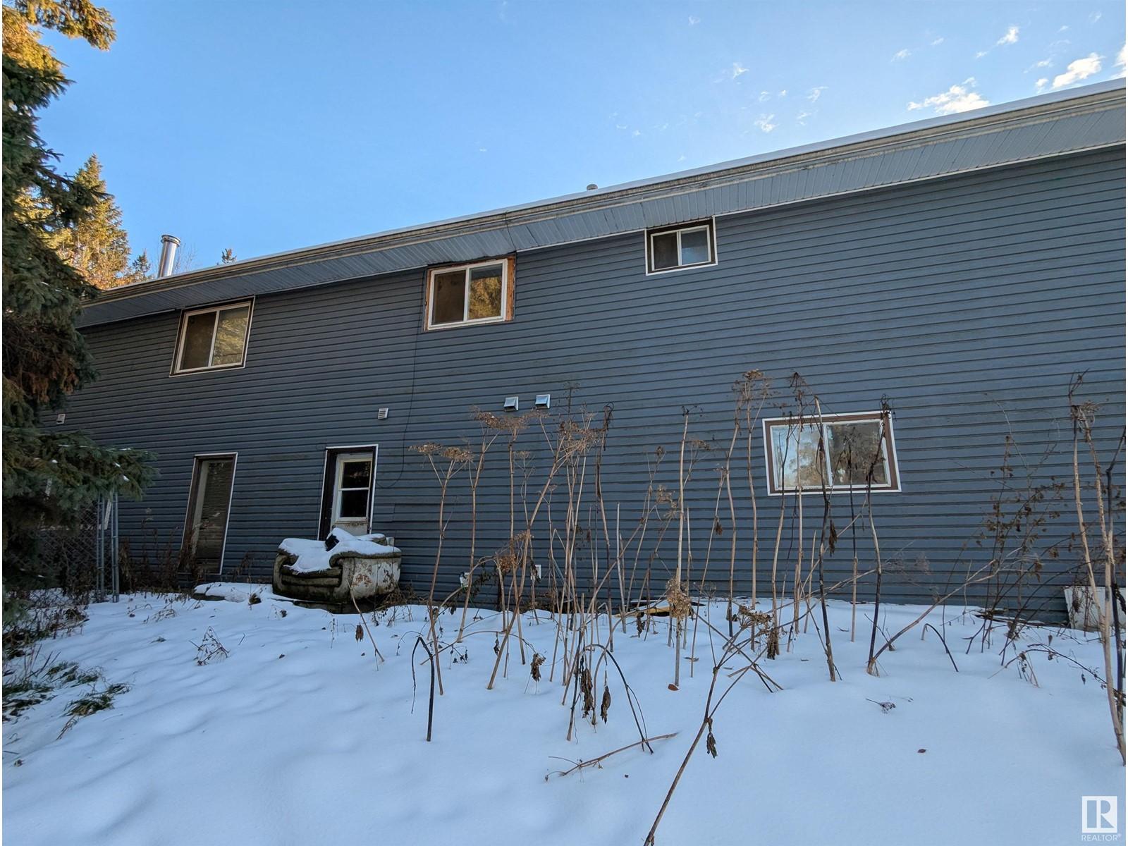 












#2 52414 RGE ROAD 20

,
Rural Parkland County,




Alberta
T0E0H0

