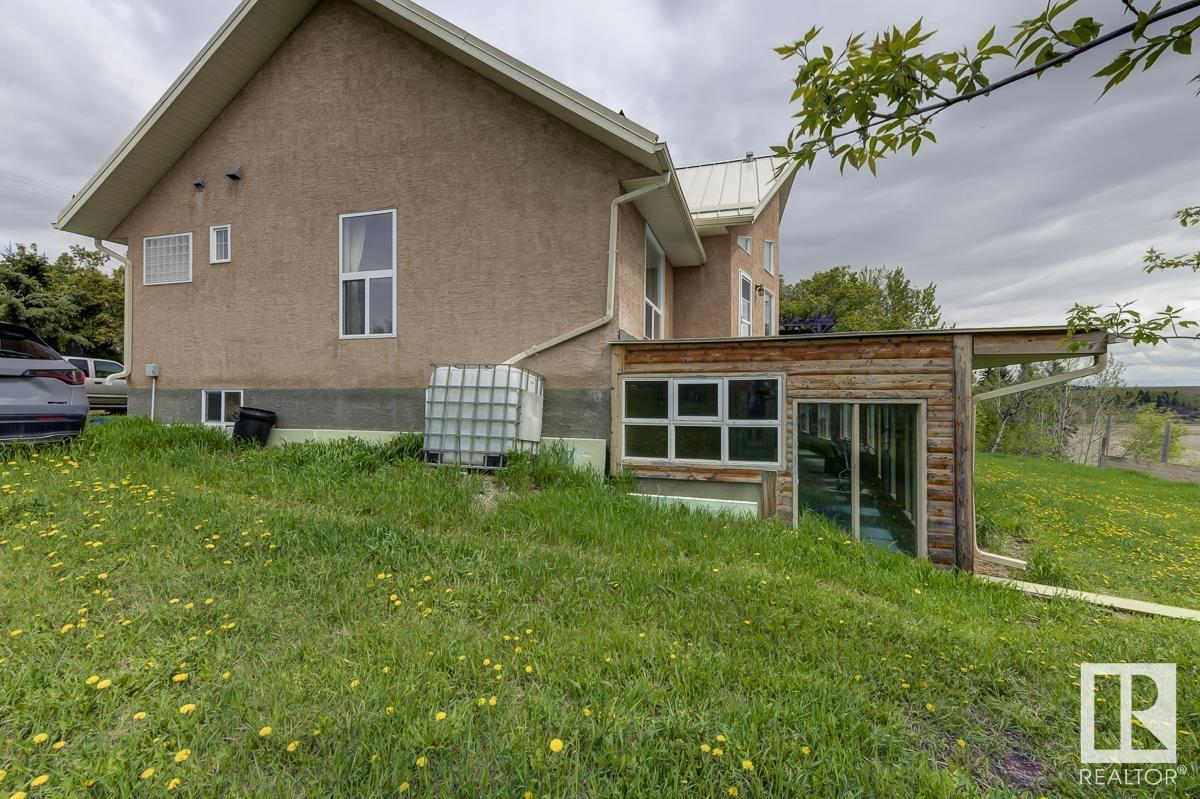 












25018 Richfield DR

,
Rural Sturgeon County,




Alberta
T8T1H8

