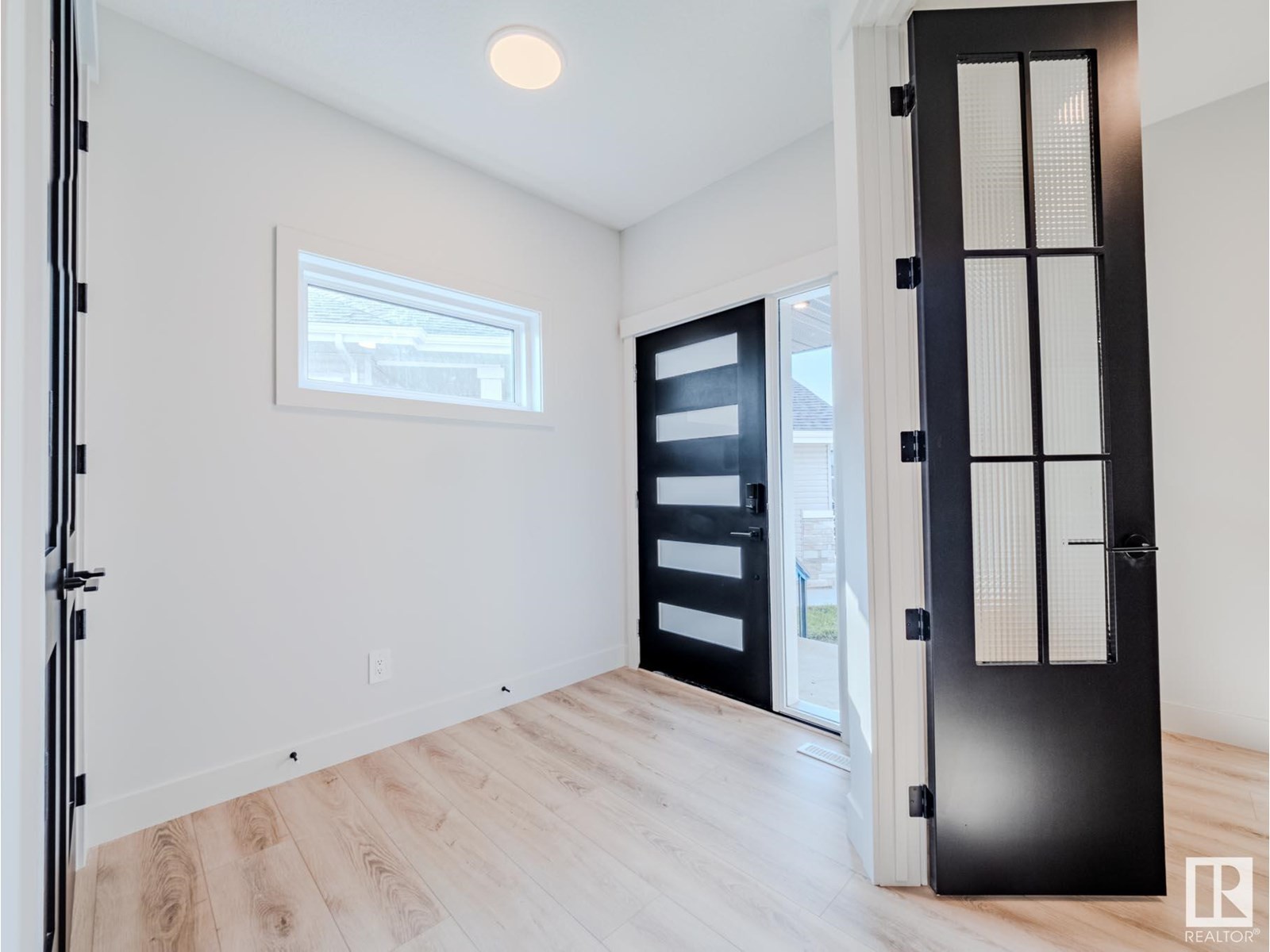 












7 HOLT CV

,
Spruce Grove,




Alberta
T7X2W9

