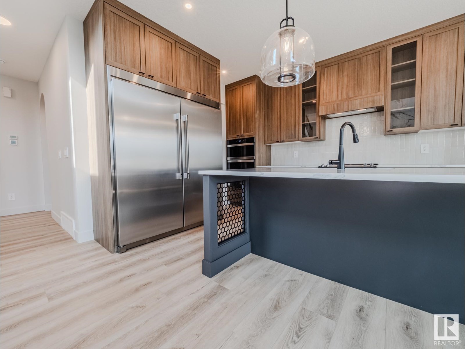 












7 HOLT CV

,
Spruce Grove,




Alberta
T7X2W9

