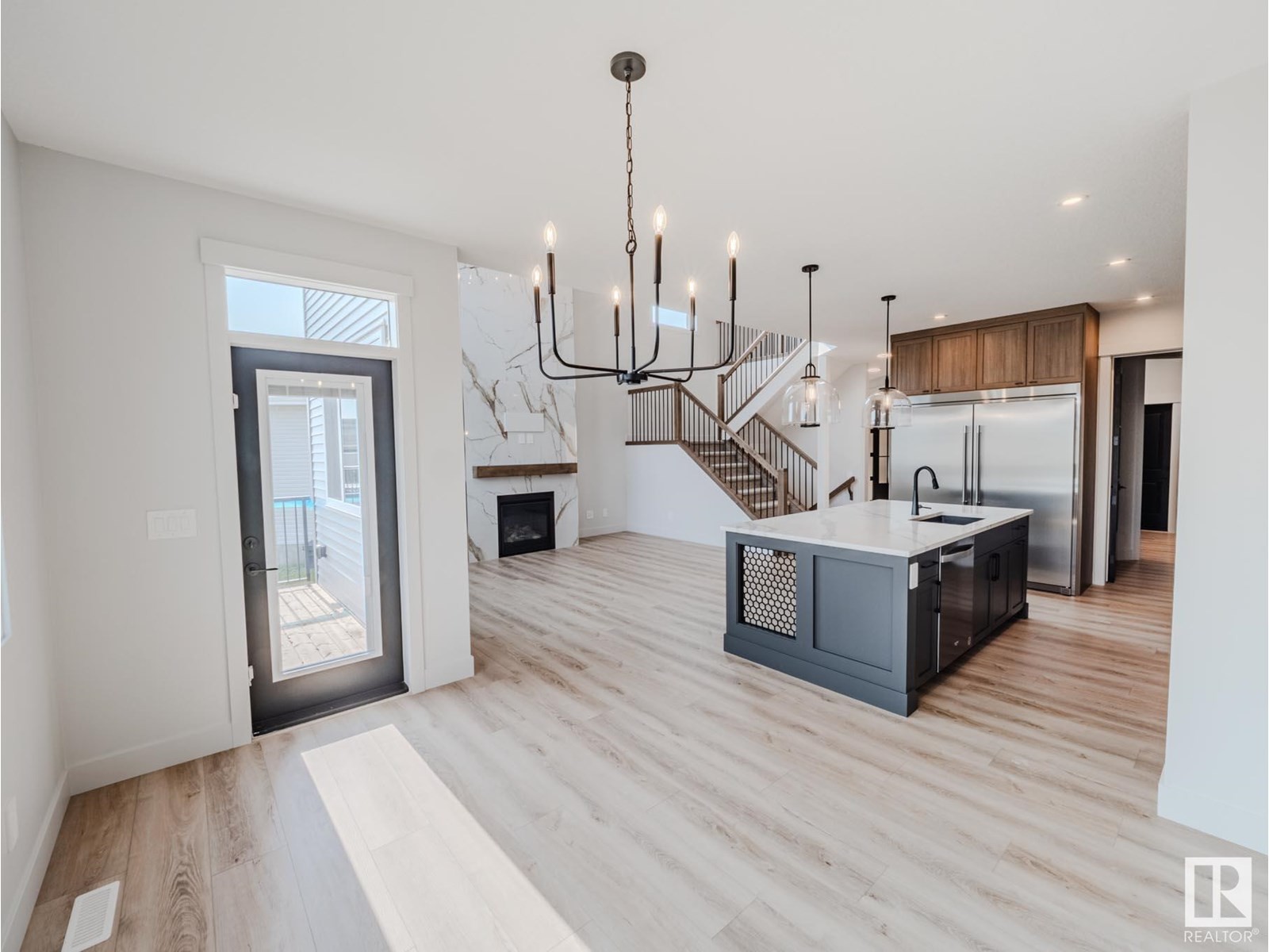 












7 HOLT CV

,
Spruce Grove,




Alberta
T7X2W9

