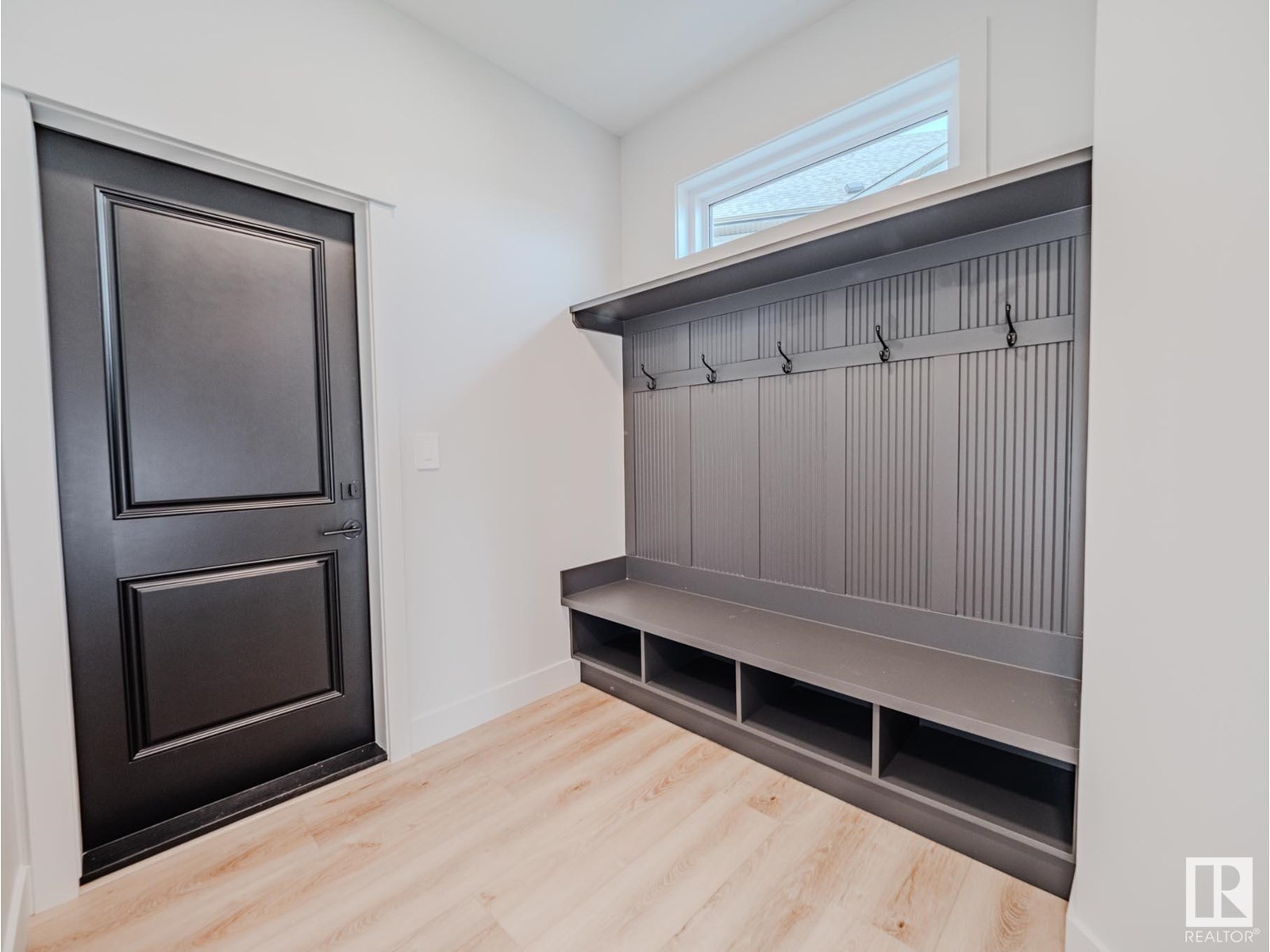 












7 HOLT CV

,
Spruce Grove,




Alberta
T7X2W9

