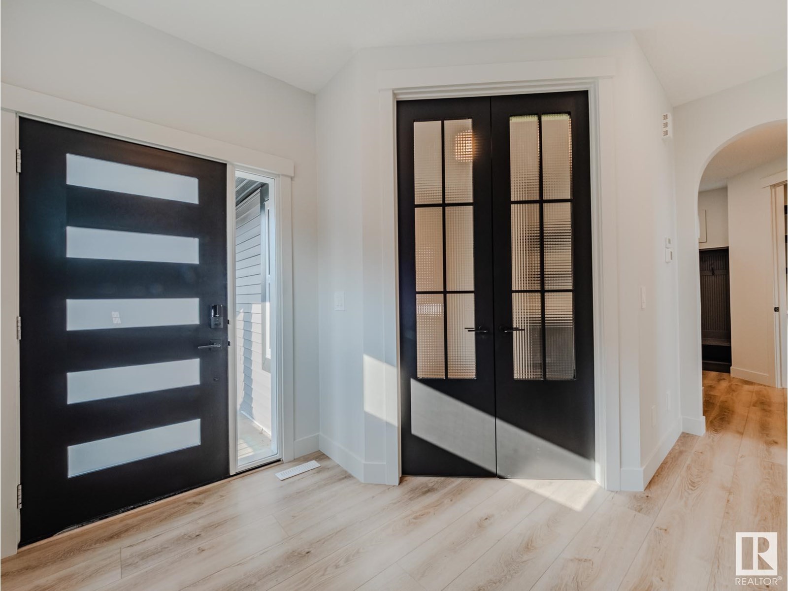 












7 HOLT CV

,
Spruce Grove,




Alberta
T7X2W9

