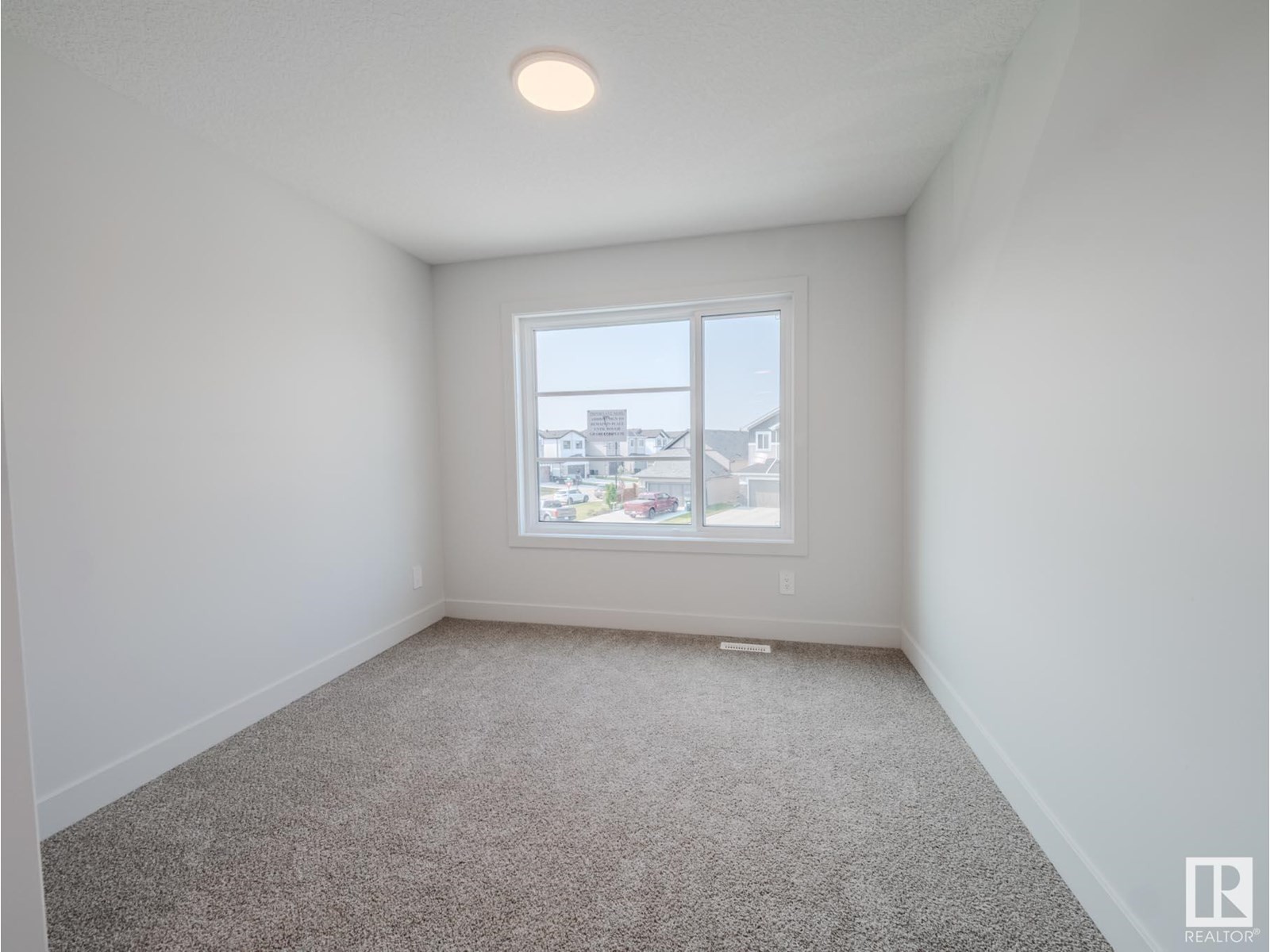 












7 HOLT CV

,
Spruce Grove,




Alberta
T7X2W9

