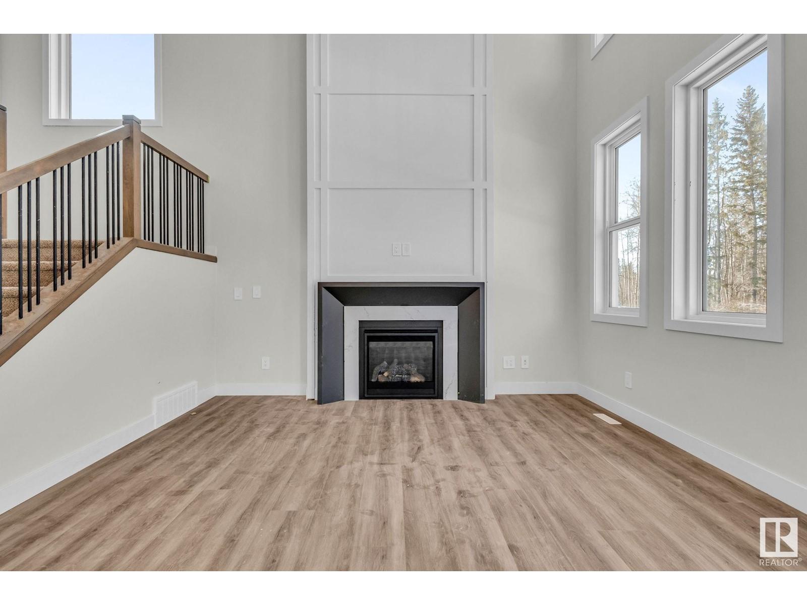 












92 HEMINGWAY CR

,
Spruce Grove,




Alberta
T7X3W3

