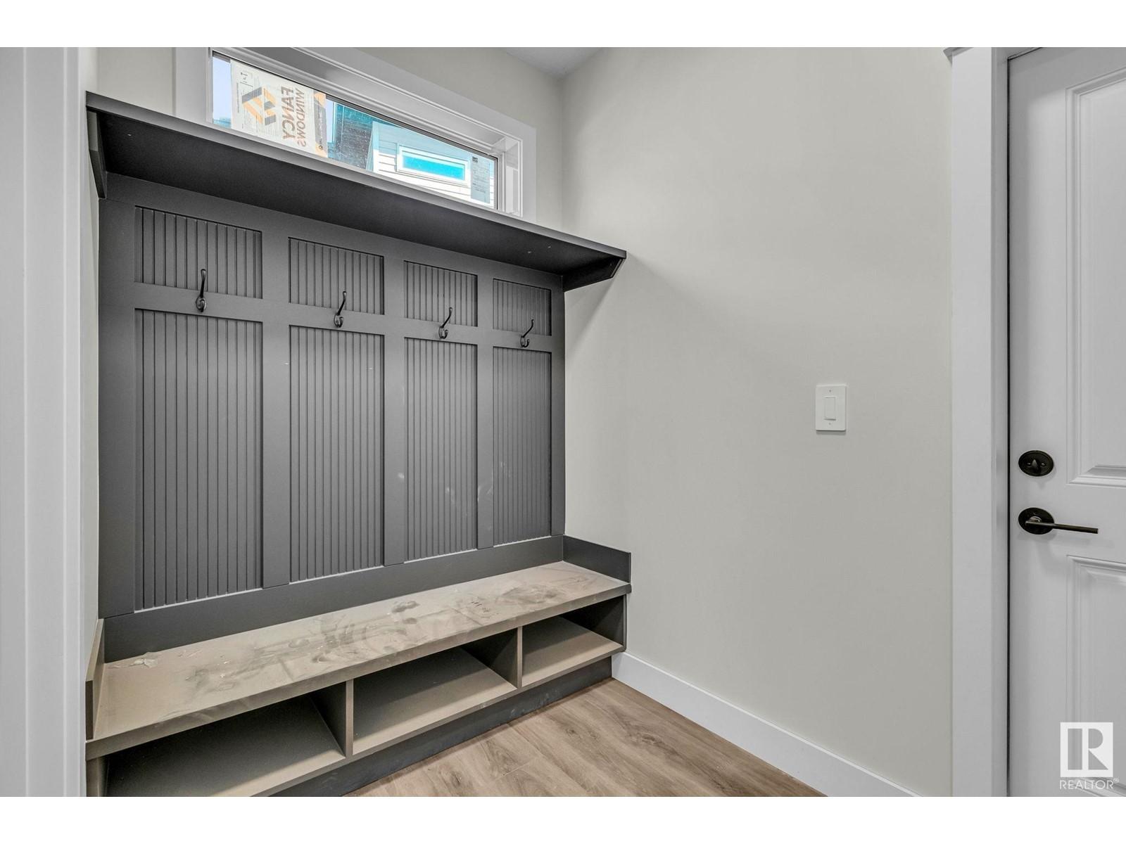 












92 HEMINGWAY CR

,
Spruce Grove,




Alberta
T7X3W3

