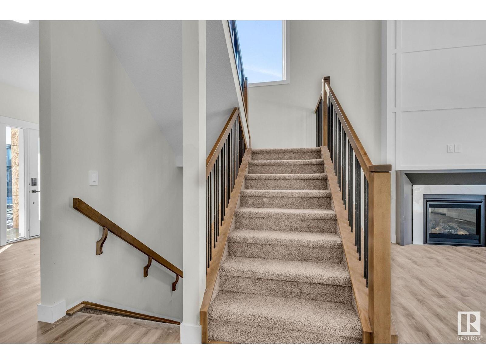 












92 HEMINGWAY CR

,
Spruce Grove,




Alberta
T7X3W3

