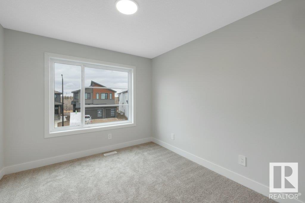 












1384 155 ST SW

,
Edmonton,




Alberta
T6W5J5

