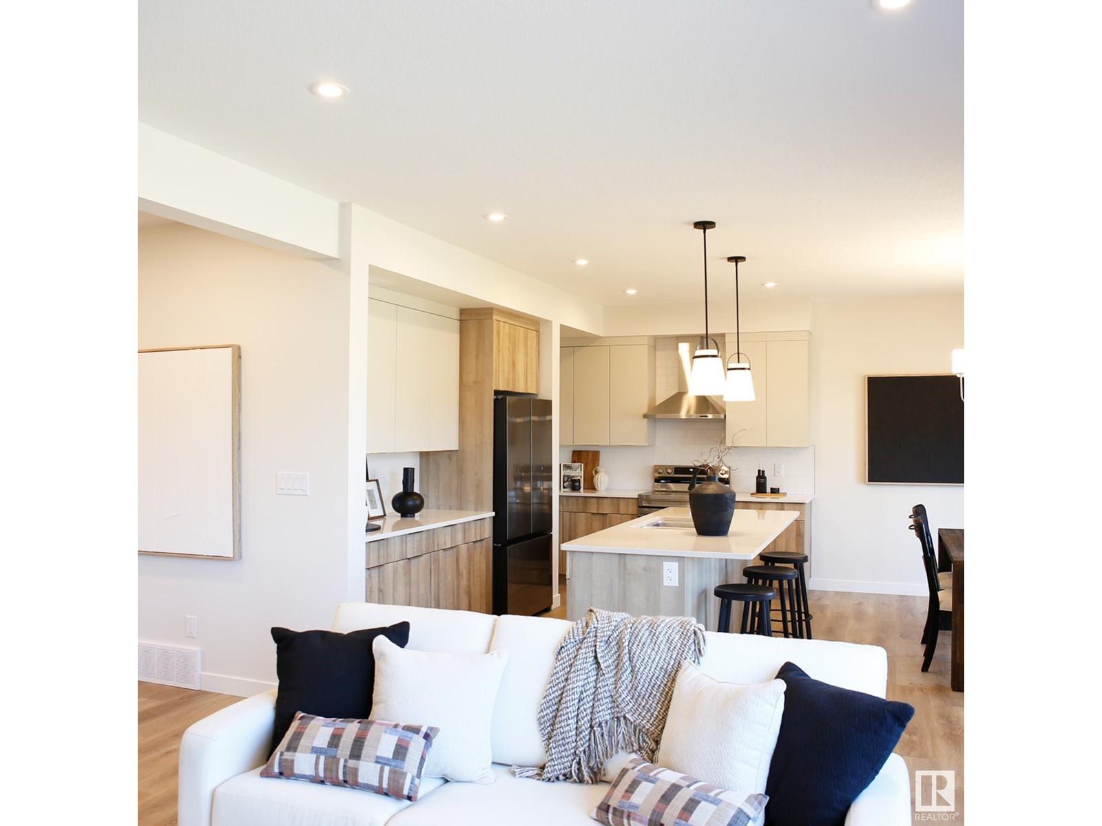 












22 PRESCOTT BV

,
Spruce Grove,




Alberta
T7X0R5

