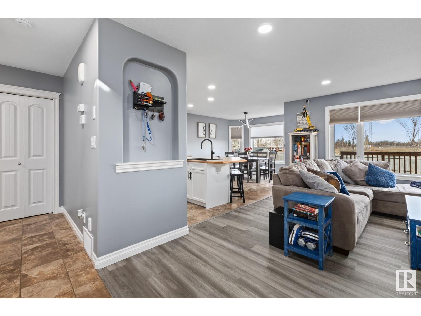 












28 HILLSIDE TC

,
Fort Saskatchewan,




Alberta
T8L0E4

