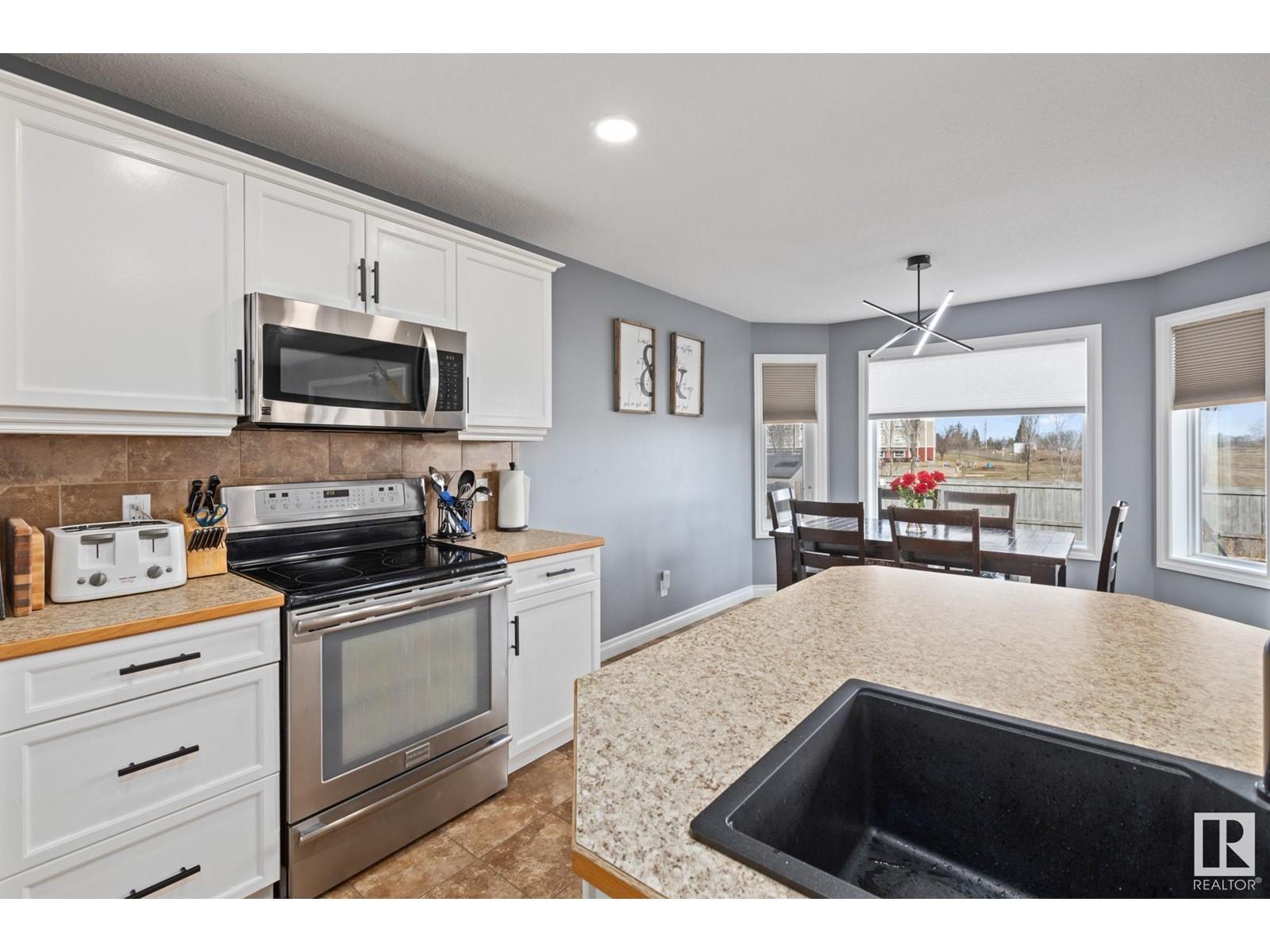 












28 HILLSIDE TC

,
Fort Saskatchewan,




Alberta
T8L0E4

