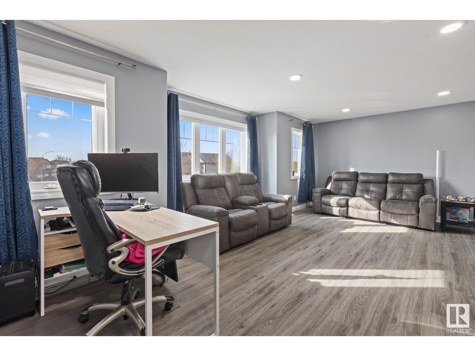 












28 HILLSIDE TC

,
Fort Saskatchewan,




Alberta
T8L0E4

