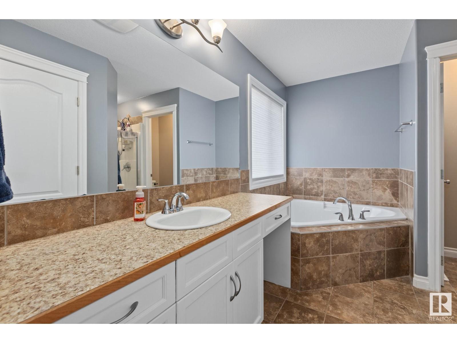 












28 HILLSIDE TC

,
Fort Saskatchewan,




Alberta
T8L0E4

