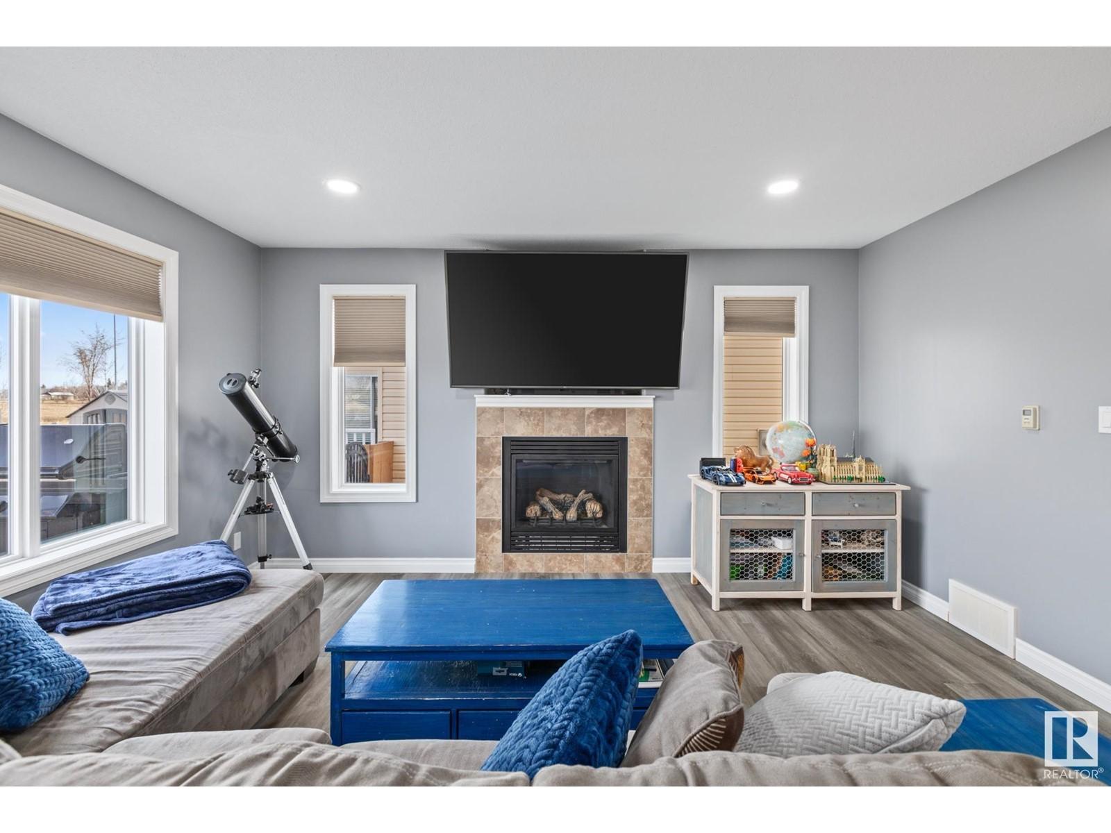 












28 HILLSIDE TC

,
Fort Saskatchewan,




Alberta
T8L0E4

