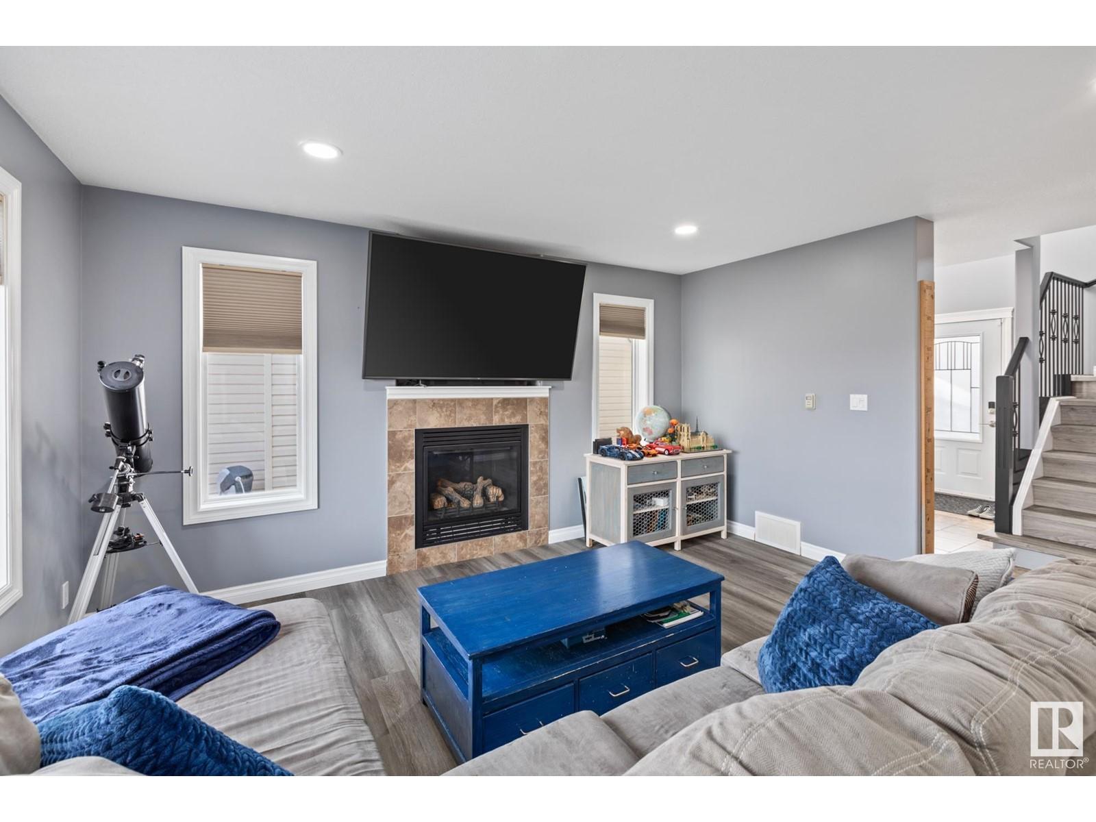 












28 HILLSIDE TC

,
Fort Saskatchewan,




Alberta
T8L0E4


