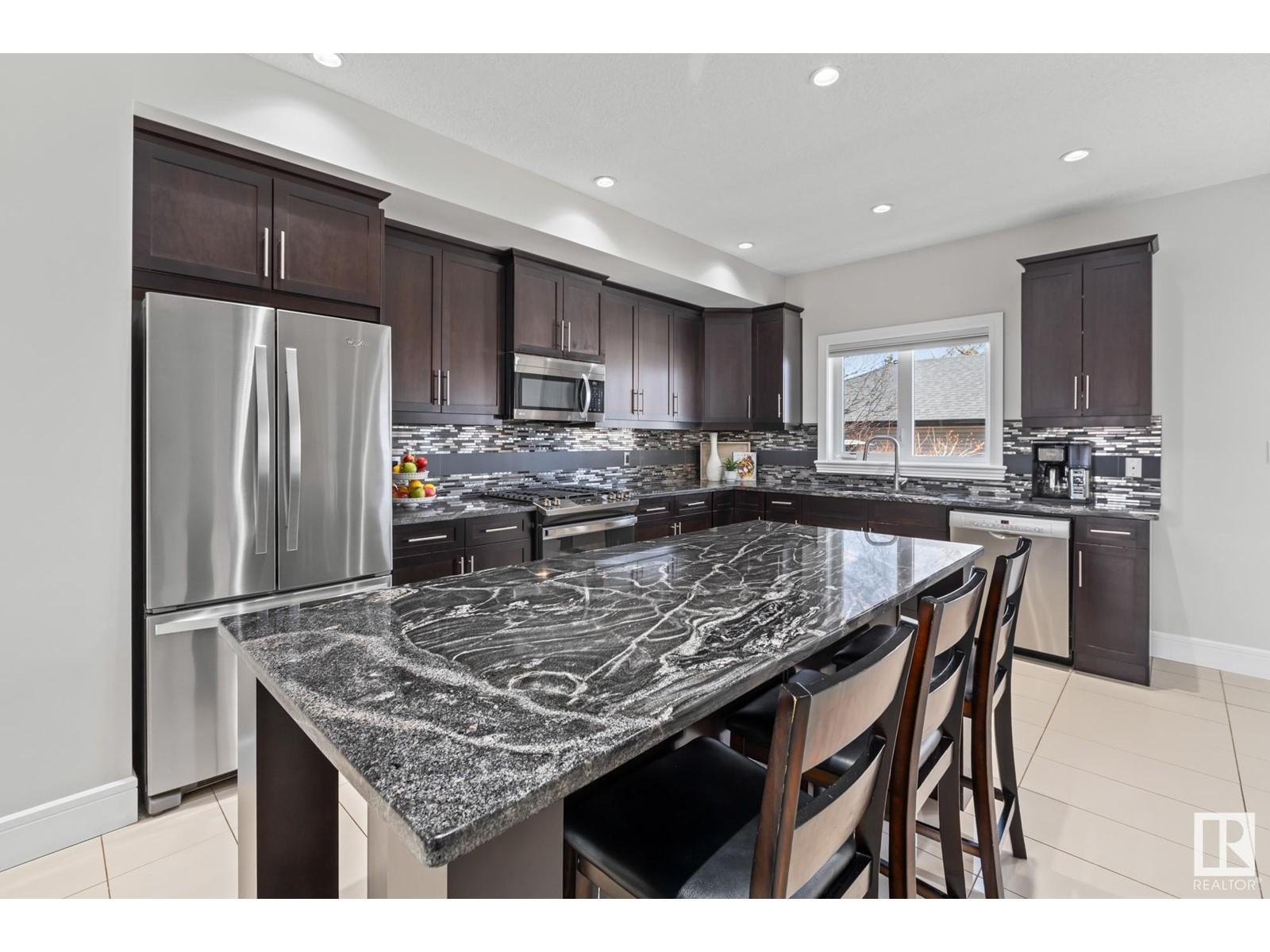 












10750 155 ST NW

,
Edmonton,




Alberta
T5P2M6

