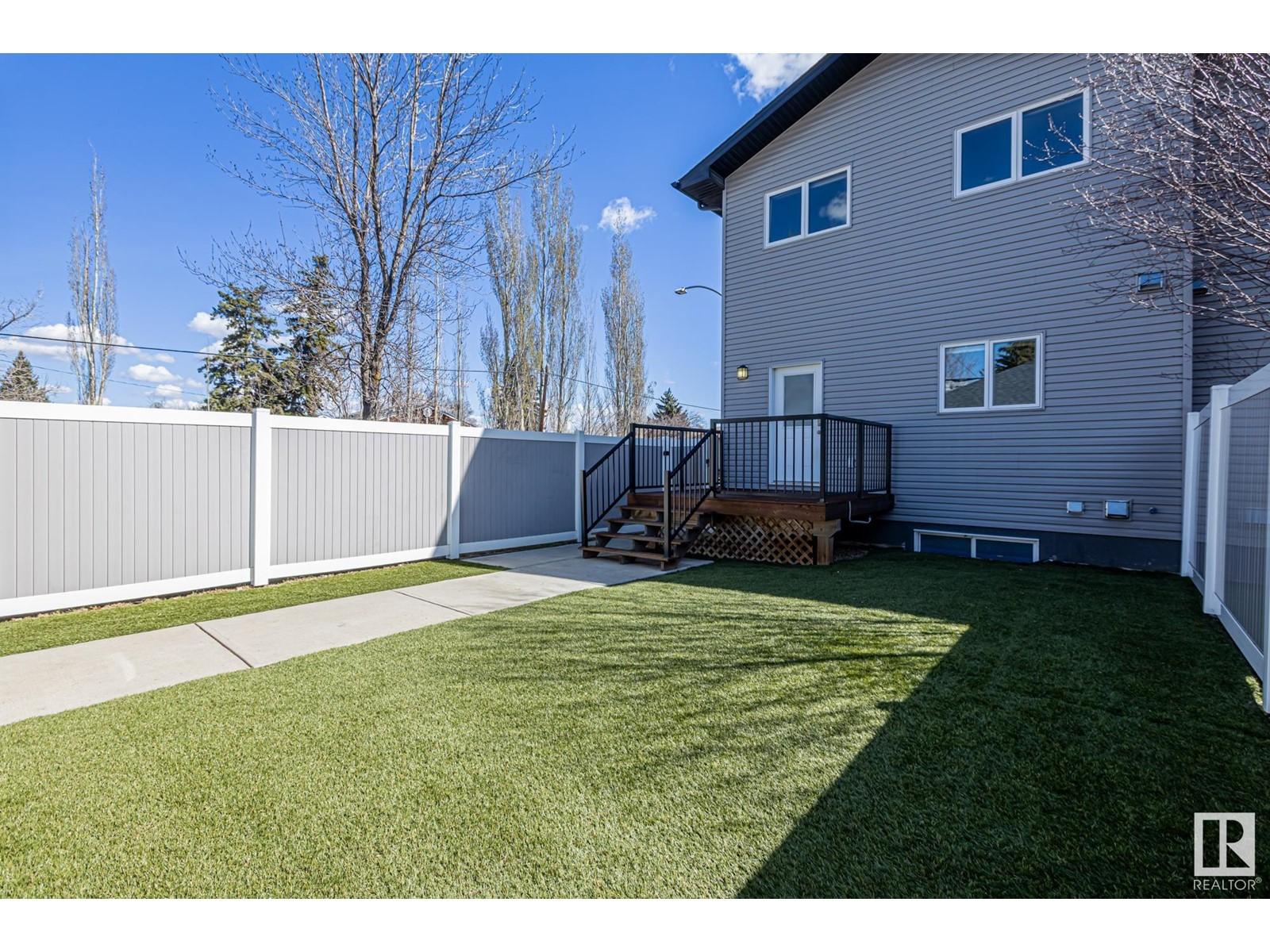 












10750 155 ST NW

,
Edmonton,




Alberta
T5P2M6

