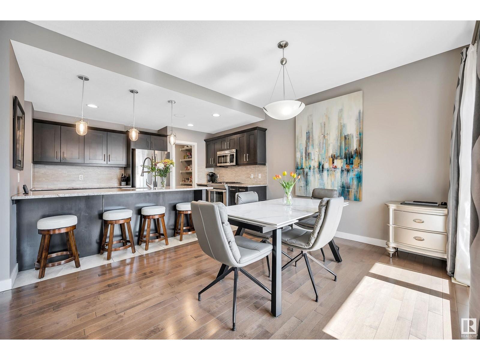 












2305 SPARROW CR NW

,
Edmonton,




Alberta
T5S0G8

