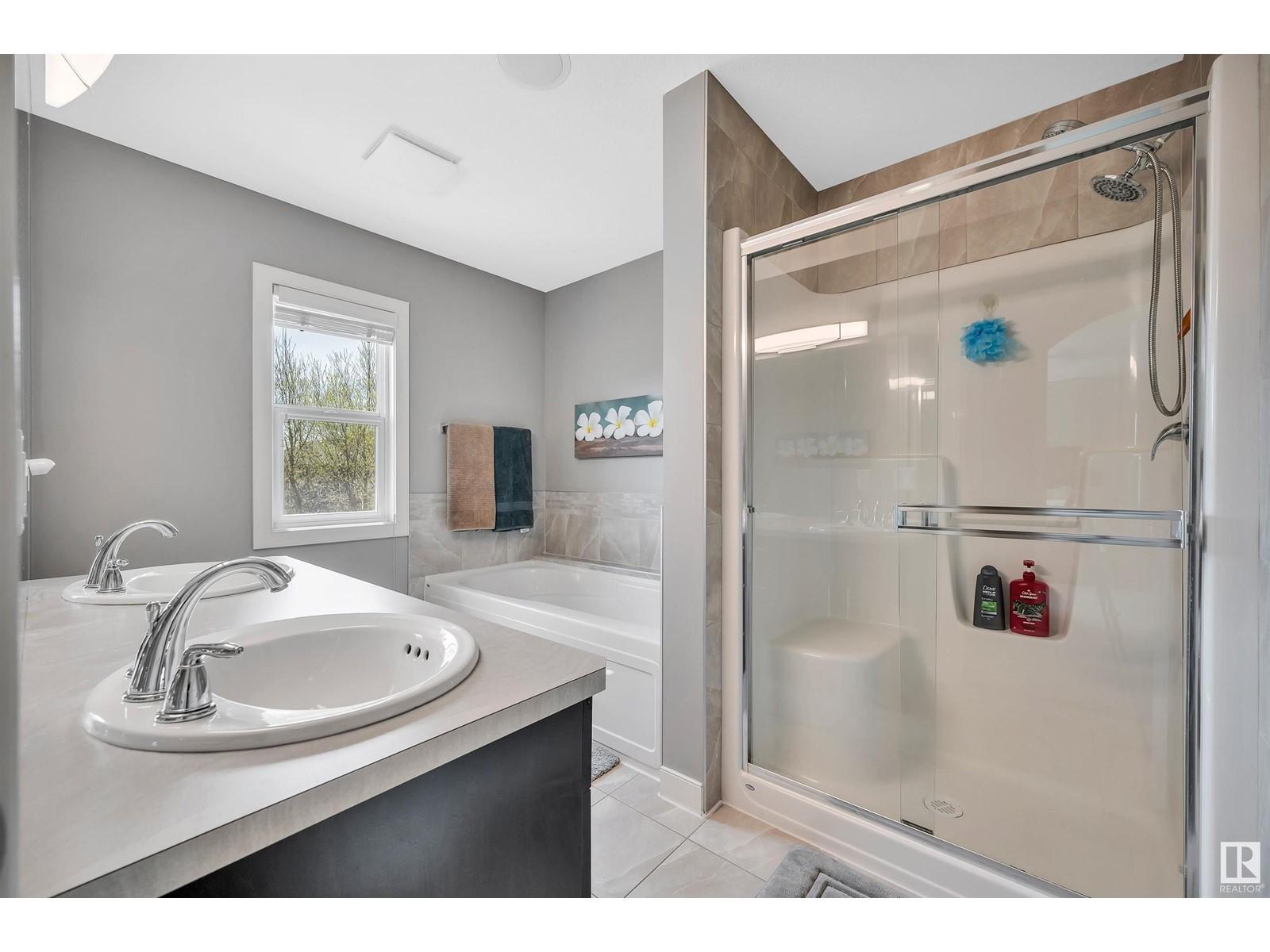 












2305 SPARROW CR NW

,
Edmonton,




Alberta
T5S0G8

