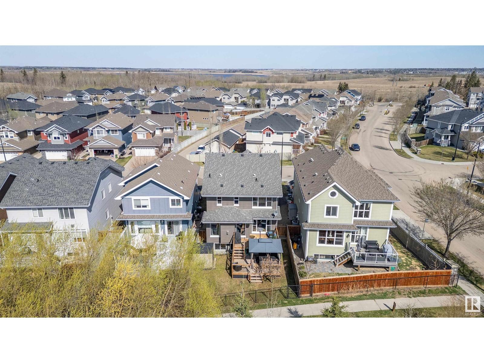 












2305 SPARROW CR NW

,
Edmonton,




Alberta
T5S0G8


