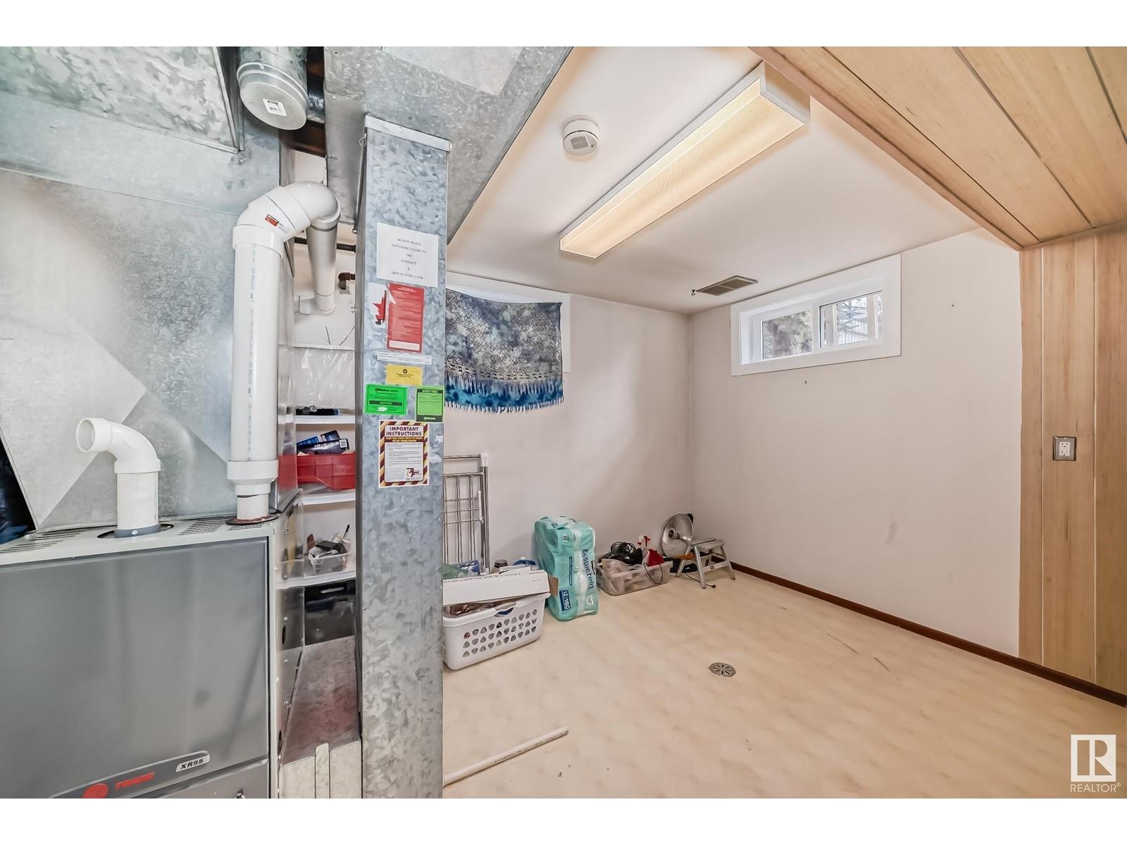 












3543 105B ST NW

,
Edmonton,




Alberta
T6J2K9

