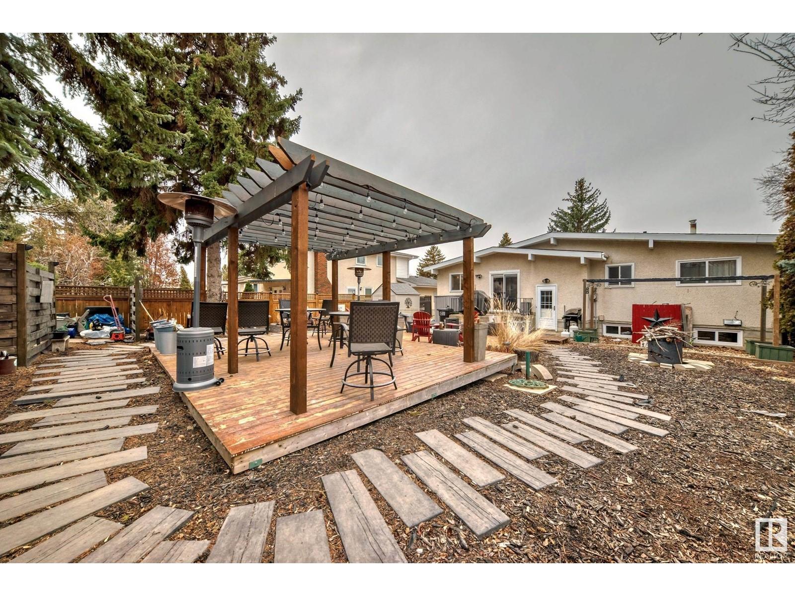 












3543 105B ST NW

,
Edmonton,




Alberta
T6J2K9

