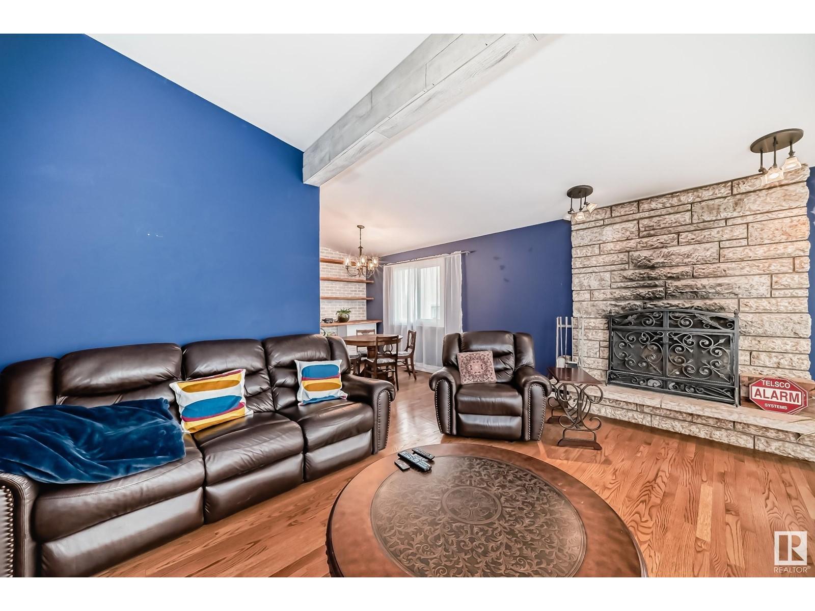 












3543 105B ST NW

,
Edmonton,




Alberta
T6J2K9

