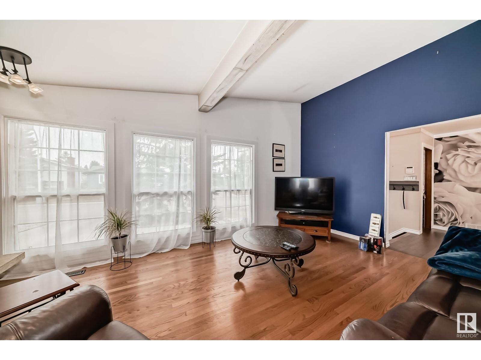 












3543 105B ST NW

,
Edmonton,




Alberta
T6J2K9


