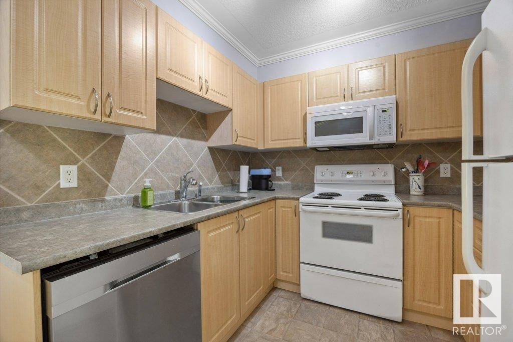 












#312 9938 104 ST NW

,
Edmonton,




Alberta
T5K2K7

