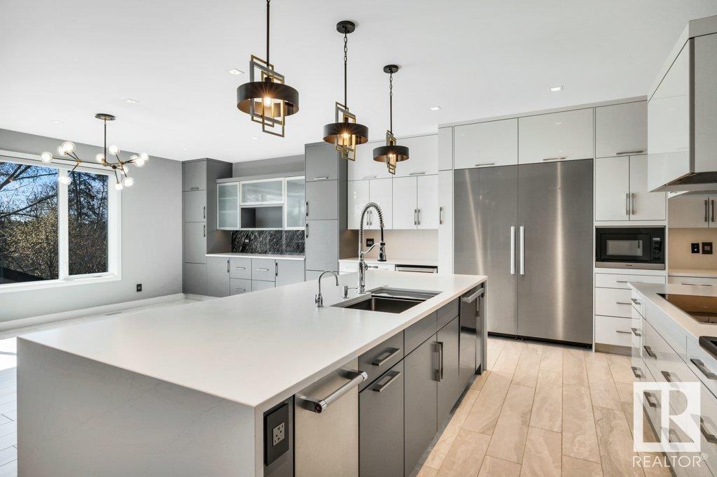 












84 MISSION AV

,
St. Albert,




Alberta
T8N1H8

