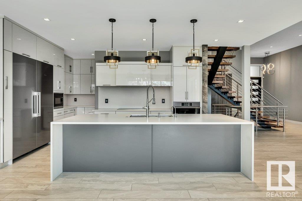 












84 MISSION AV

,
St. Albert,




Alberta
T8N1H8

