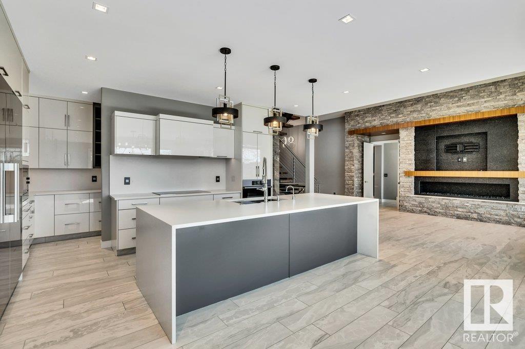 












84 MISSION AV

,
St. Albert,




Alberta
T8N1H8

