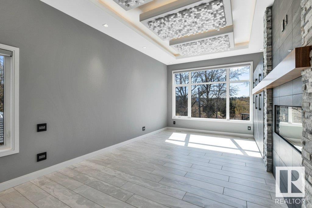 












84 MISSION AV

,
St. Albert,




Alberta
T8N1H8


