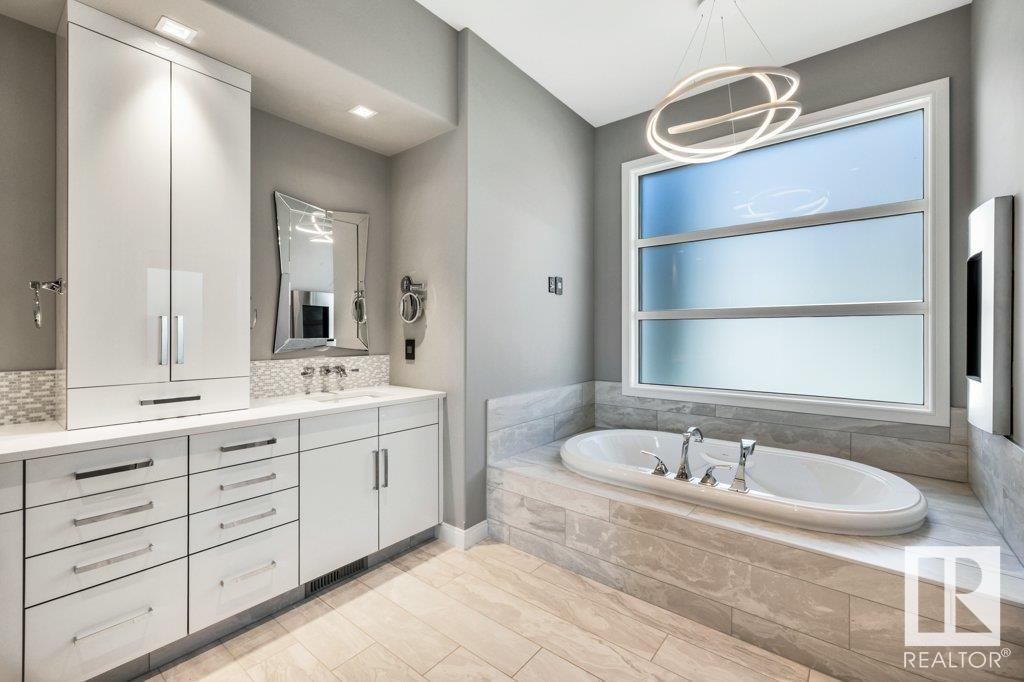 












84 MISSION AV

,
St. Albert,




Alberta
T8N1H8

