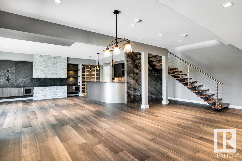 












84 MISSION AV

,
St. Albert,




Alberta
T8N1H8

