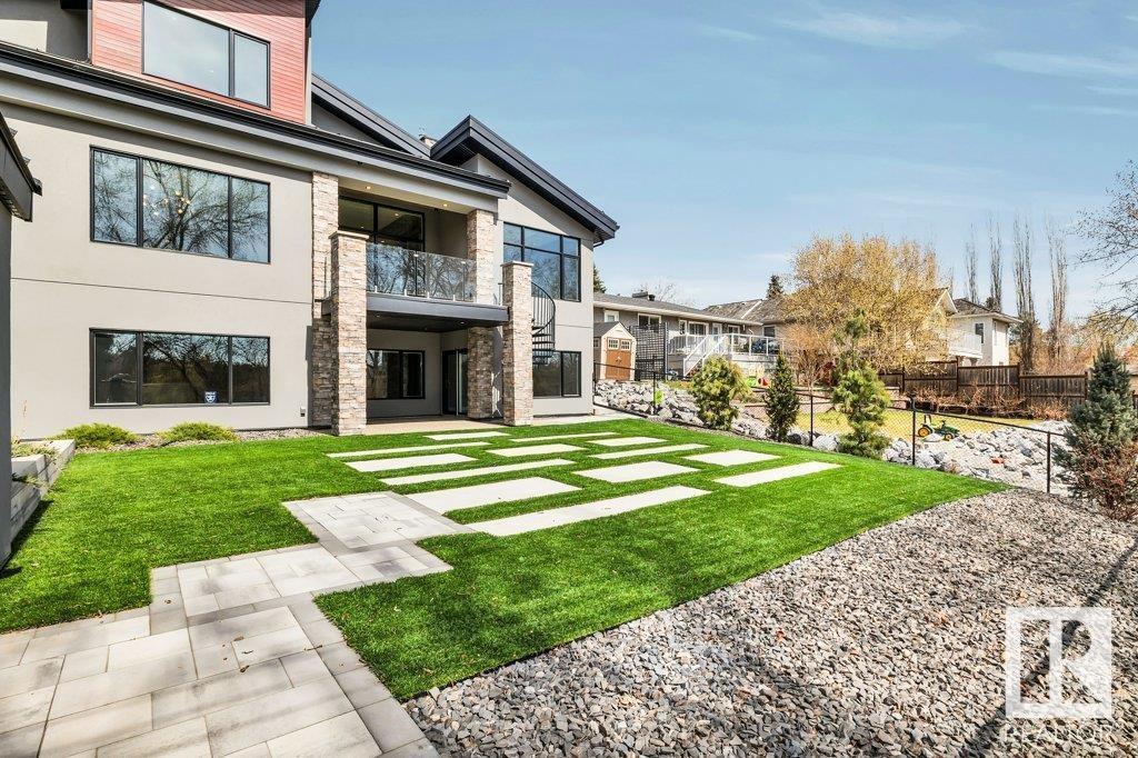 












84 MISSION AV

,
St. Albert,




Alberta
T8N1H8

