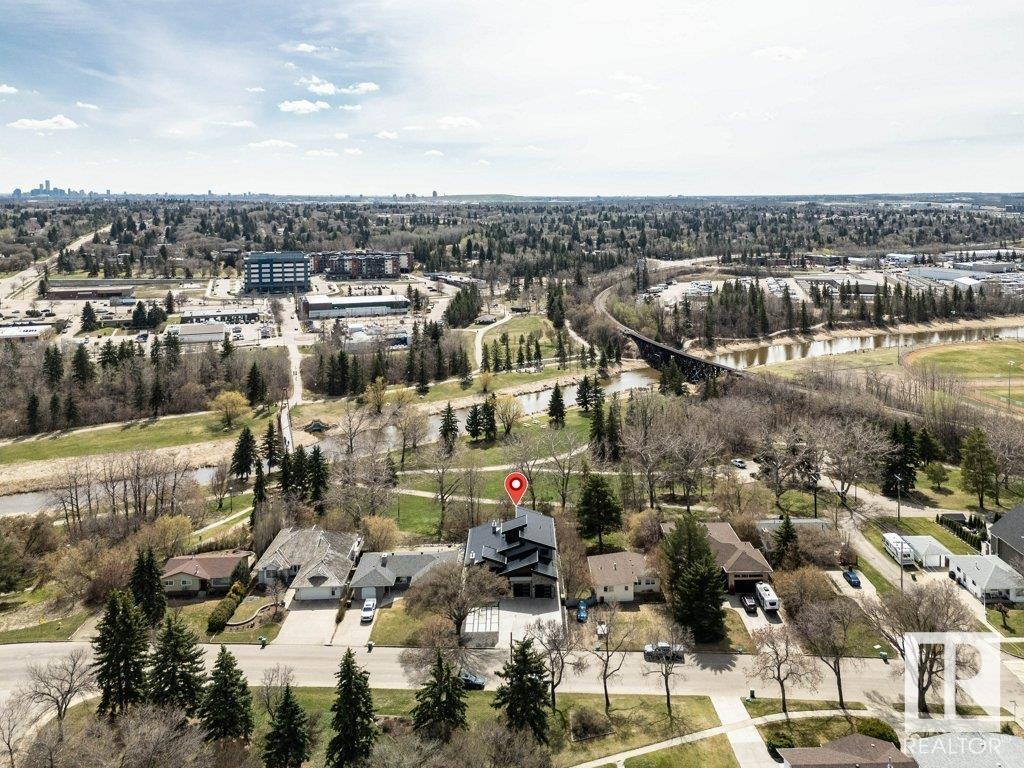 












84 MISSION AV

,
St. Albert,




Alberta
T8N1H8

