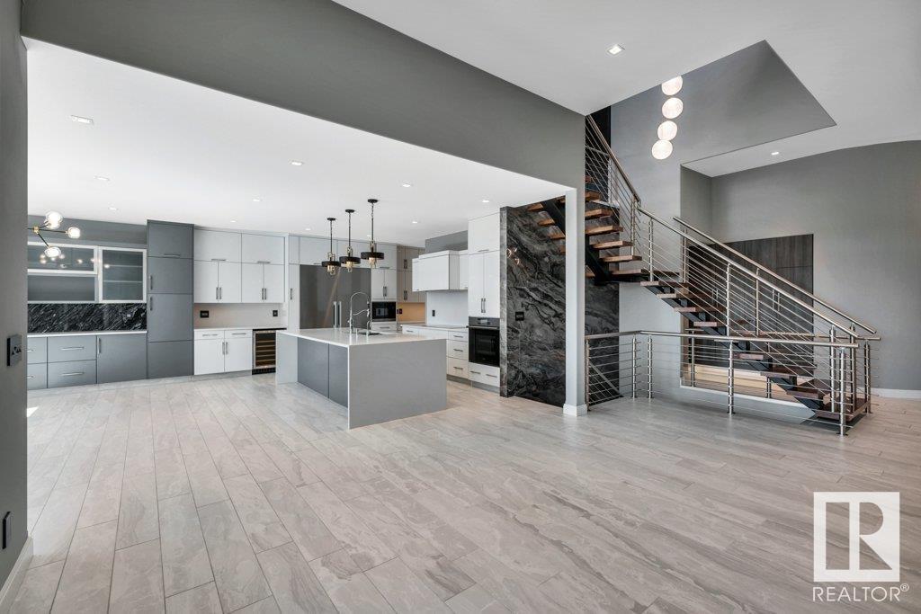 












84 MISSION AV

,
St. Albert,




Alberta
T8N1H8

