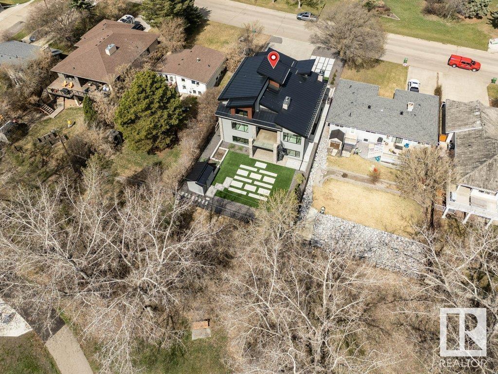 












84 MISSION AV

,
St. Albert,




Alberta
T8N1H8

