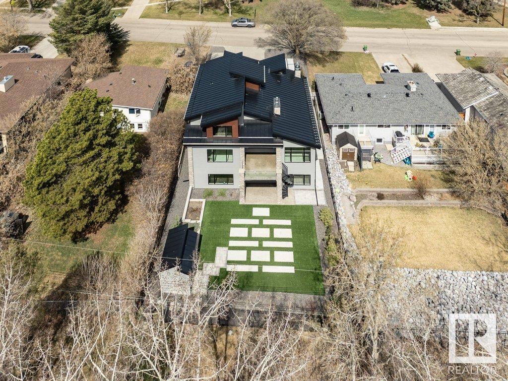 












84 MISSION AV

,
St. Albert,




Alberta
T8N1H8

