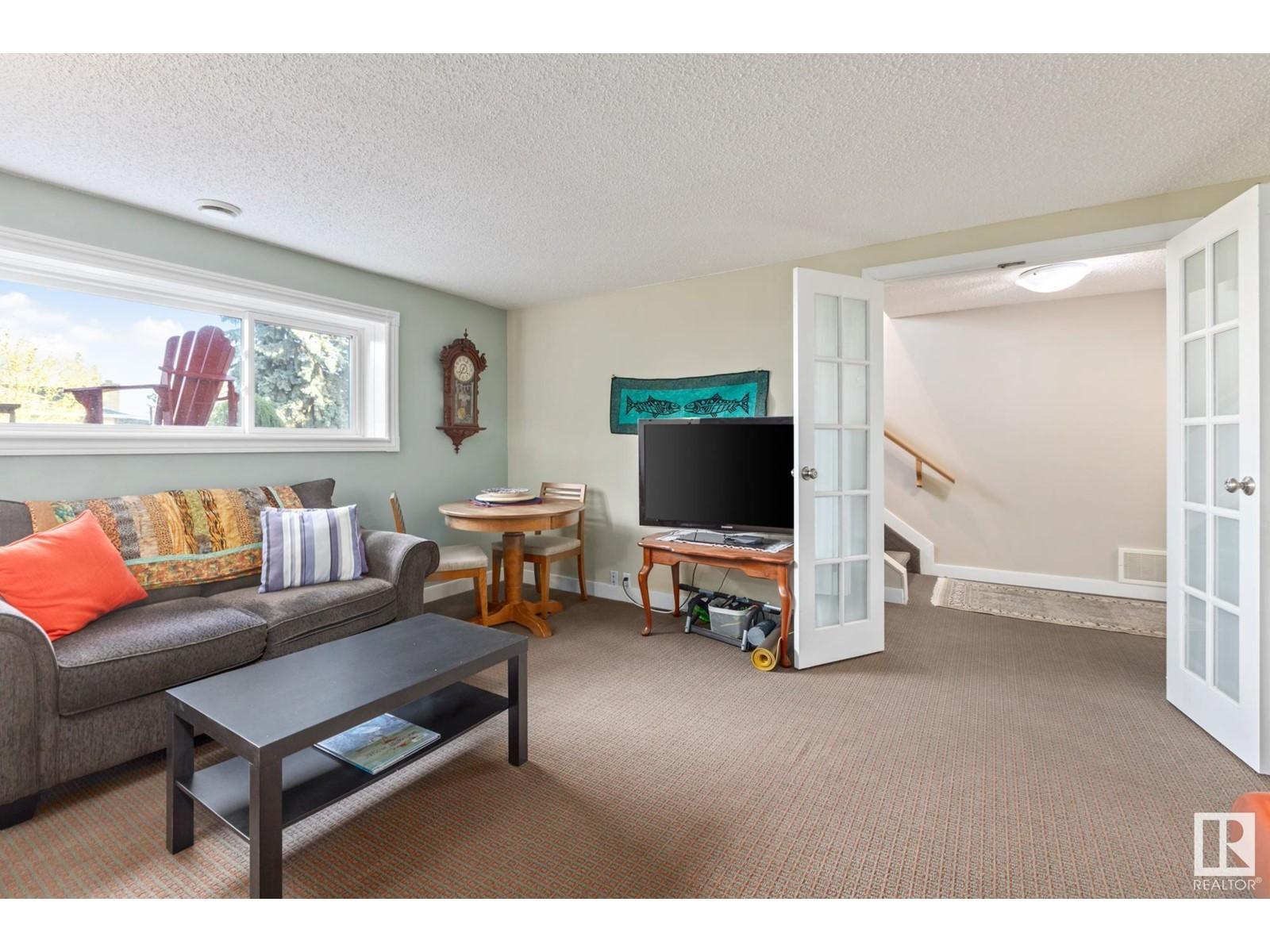 












2 BANTING PL

,
St. Albert,




Alberta
T8N2K1

