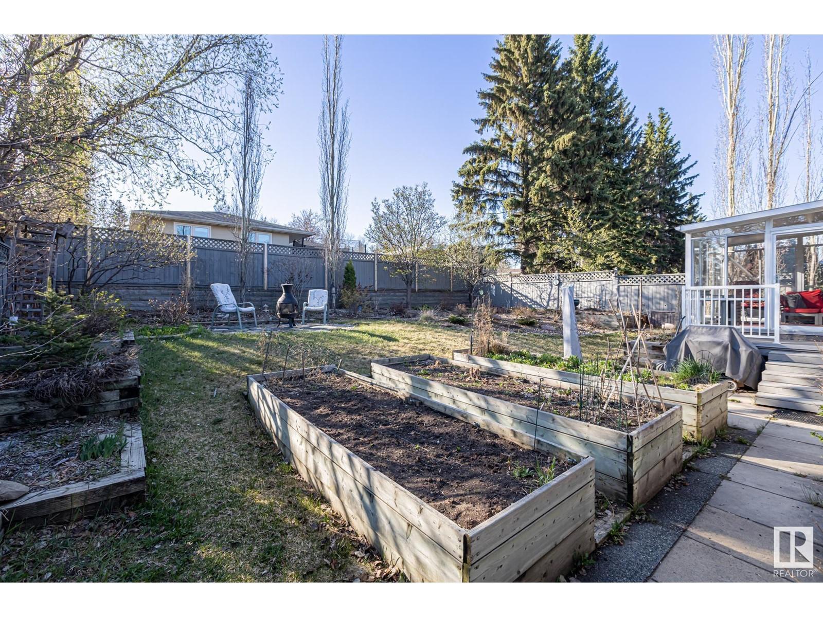 












2 BANTING PL

,
St. Albert,




Alberta
T8N2K1

