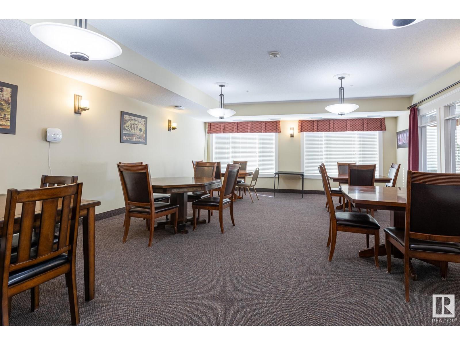 












#215 511 QUEEN ST

,
Spruce Grove,




Alberta
T7X0G4

