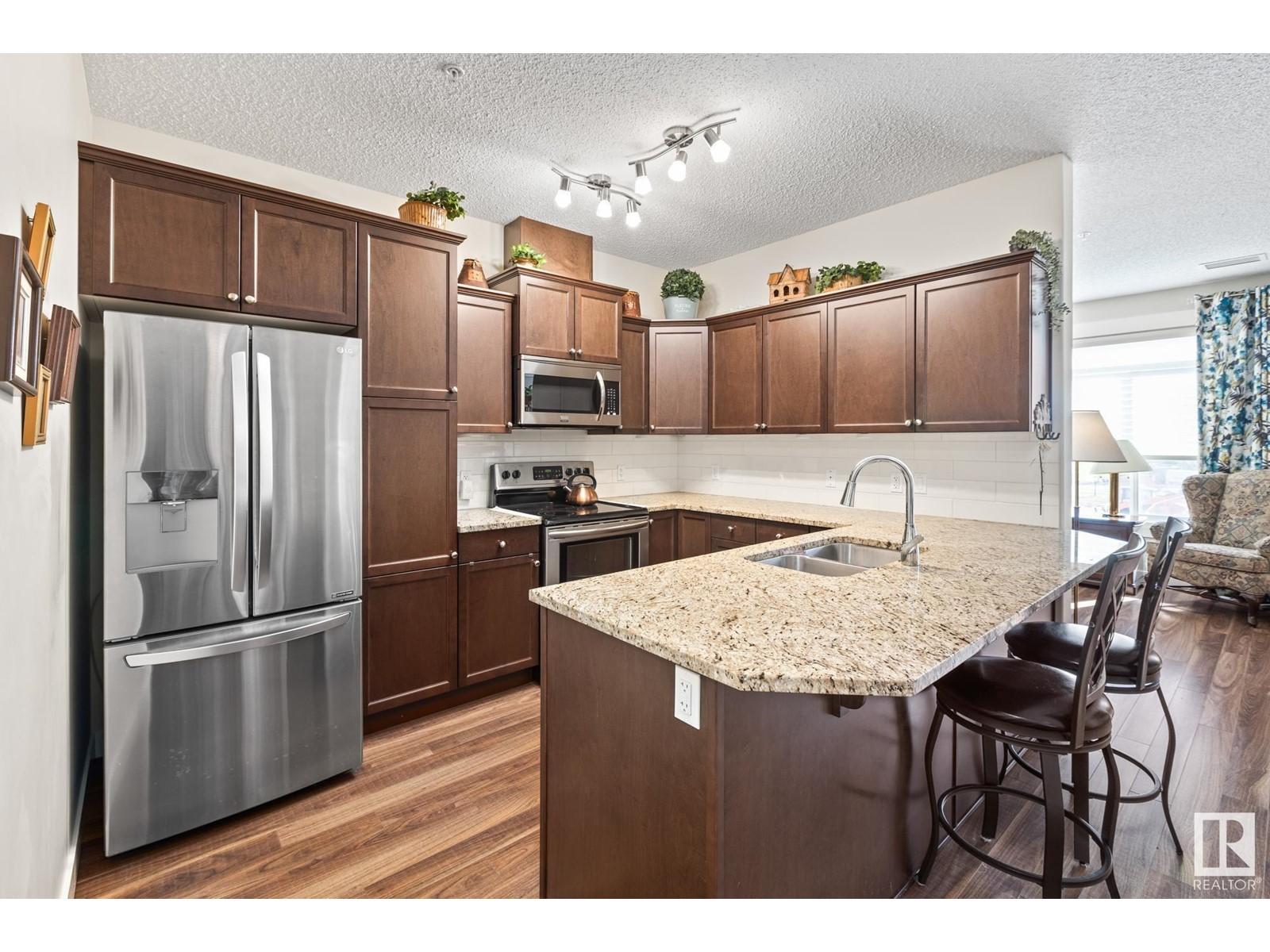 












#215 511 QUEEN ST

,
Spruce Grove,




Alberta
T7X0G4

